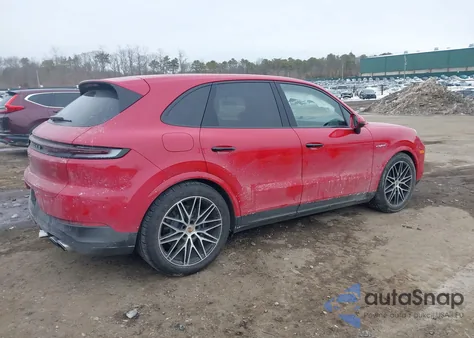 2026 Porsche Cayenne E-Hybrid z USA, uszkodzony, nr VIN WP1AE2AY9TDA10639